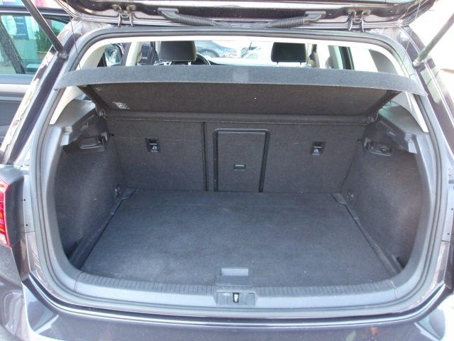 VOLKSWAGEN Golf 1.2 TSI 86cv 5p. LOUGE BMT - KM 38.000