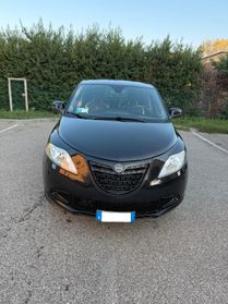 Lancia Ypsilon 0.9 METANO - NEOPATENTATI - 12 MESI DI GARANZIA -