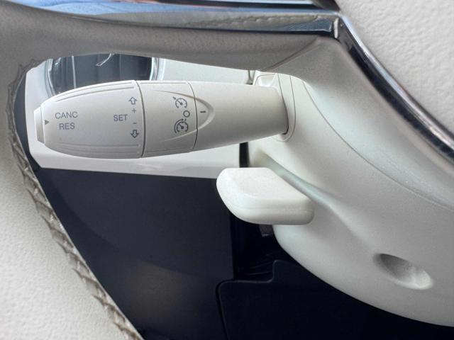 FIAT 500C 1.0 Hybrid Lounge