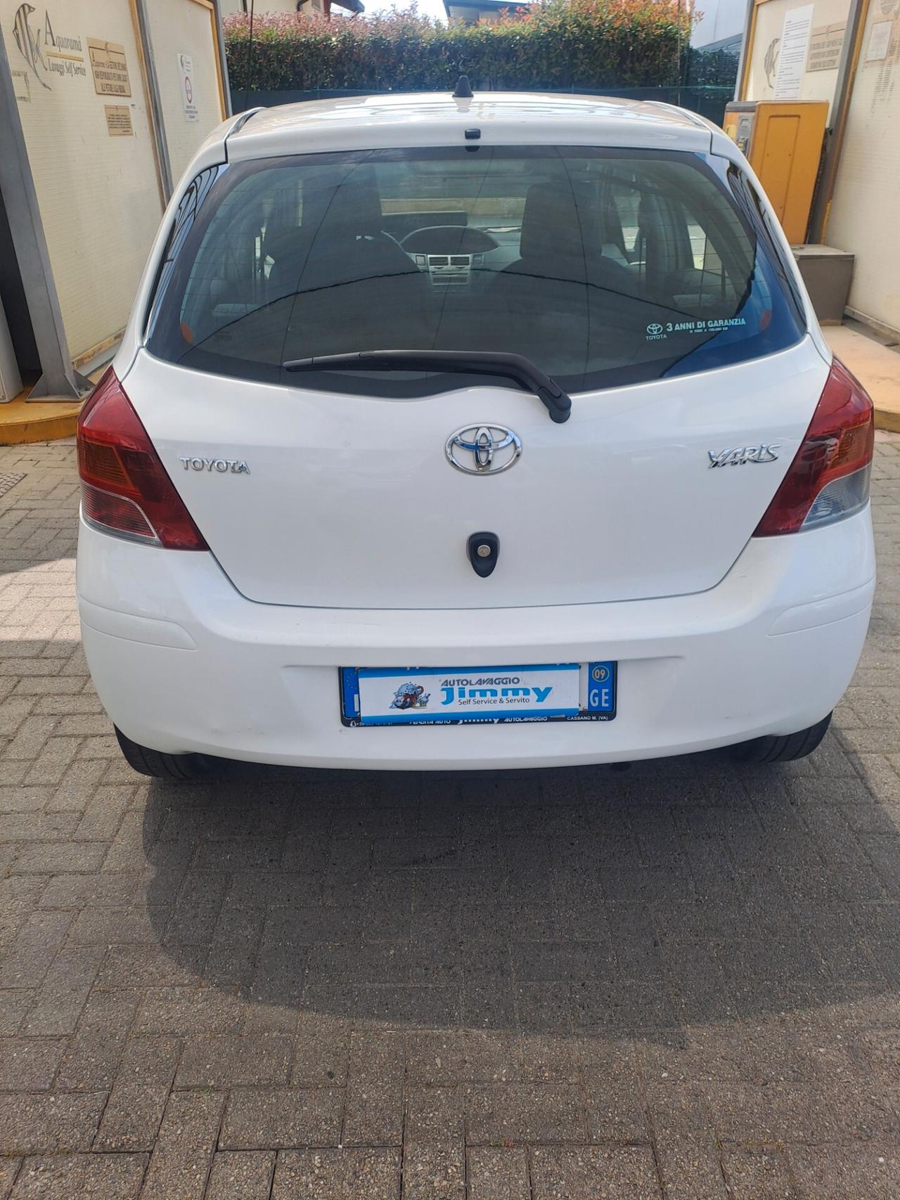 Toyota Yaris 1.3 5 porte Sol
