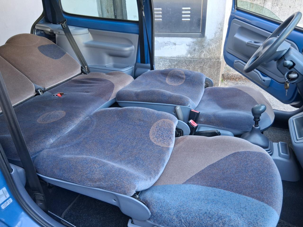 Renault Twingo 1.2i Cat E