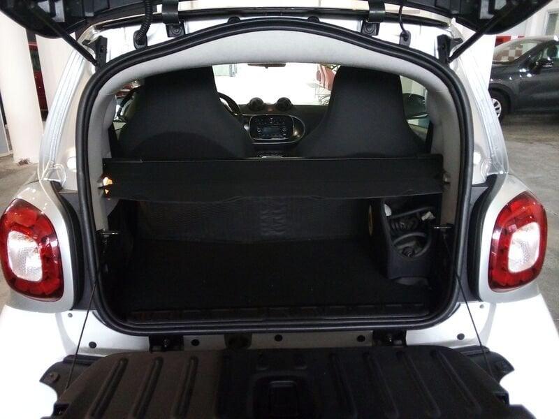 smart fortwo 004299 EQ Passion