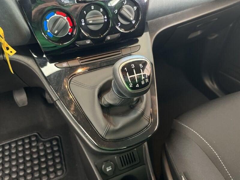 Lancia Ypsilon III 2021 1.0 firefly hybrid Gold s&s 70cv 5p.ti