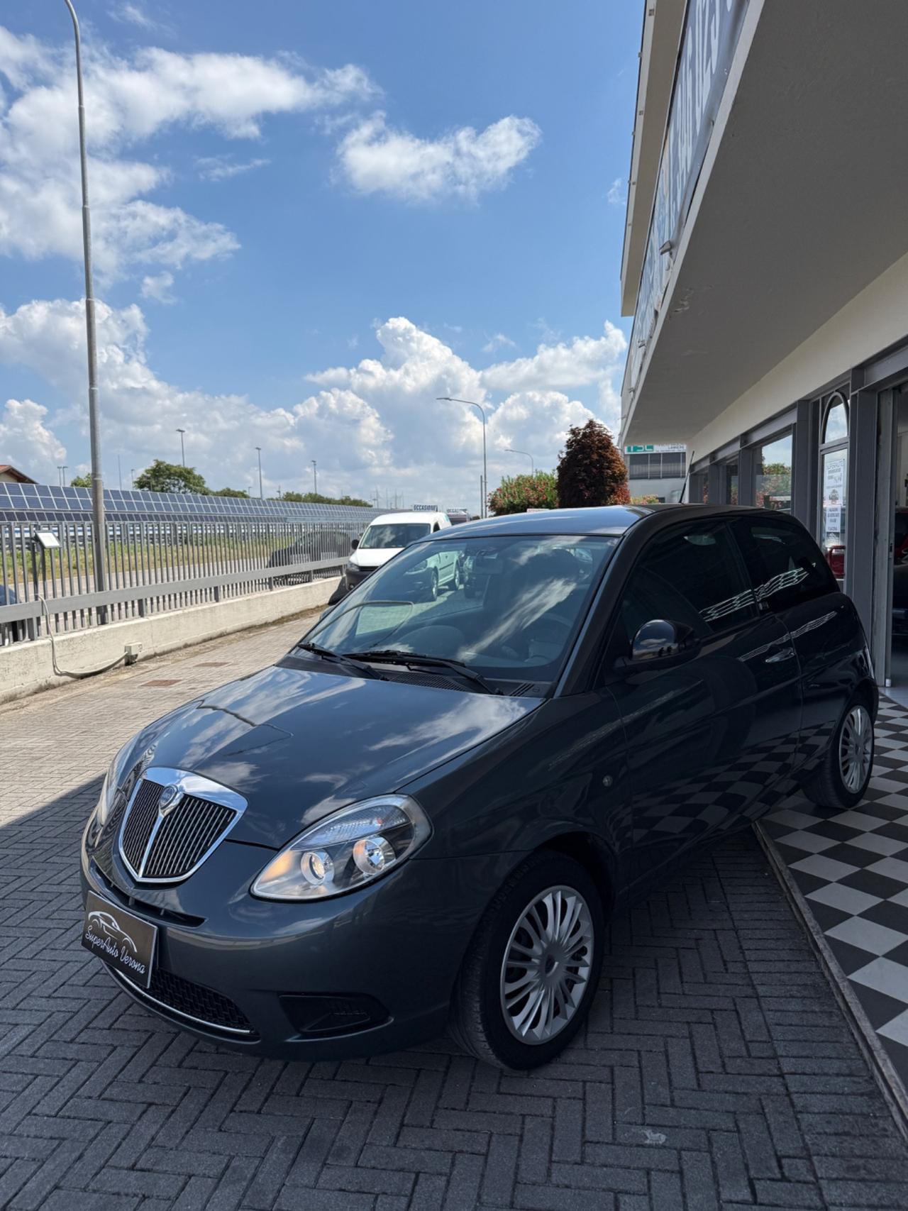 Lancia Ypsilon 1.2 69 CV Elle
