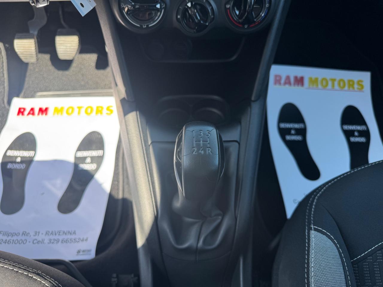 Peugeot 208 82cv 5p. GPL Allure NEOPATENTATI UNICO PROPRIETARIO
