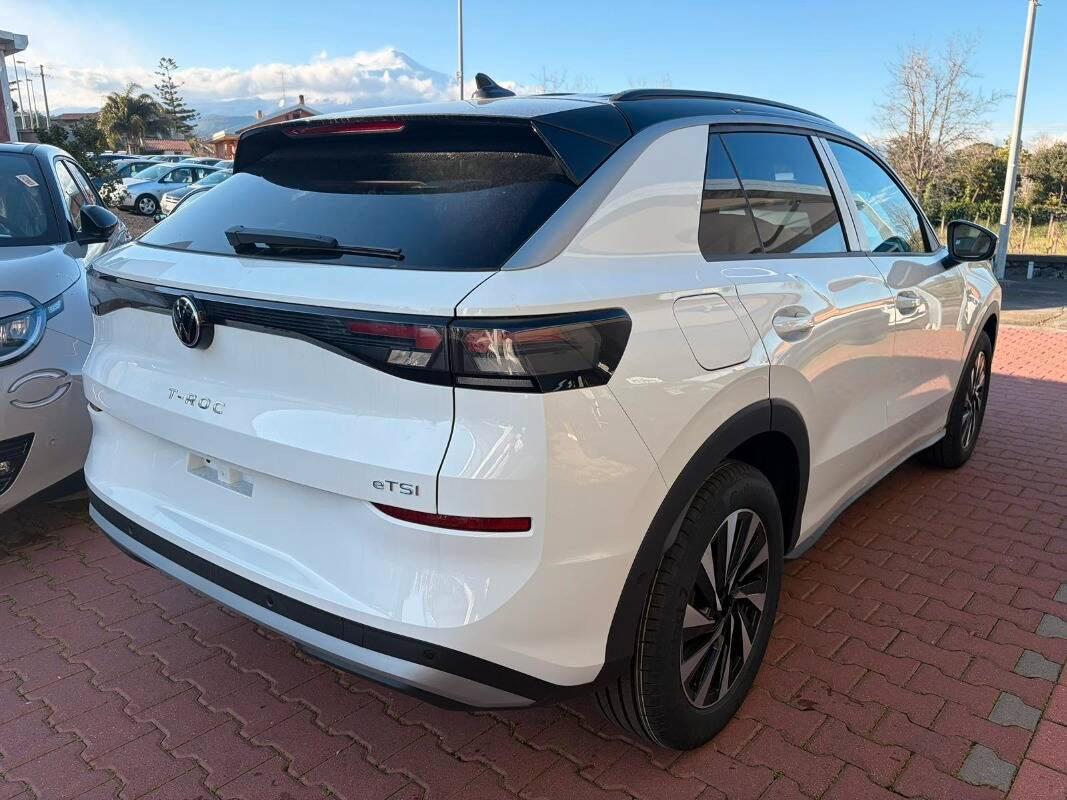 Volkswagen T-Roc 1.5 etsi Life 115cv dsg