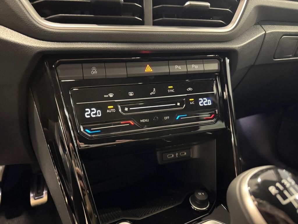 Volkswagen T-Roc I 2022 2.0 TDI 115CV R-Line Plus