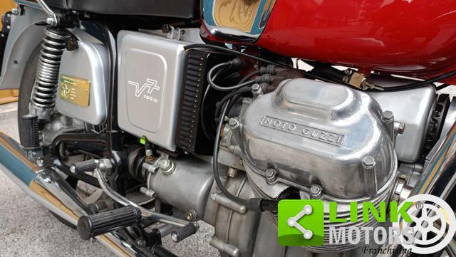 MOTO GUZZI V7 700 prima serie