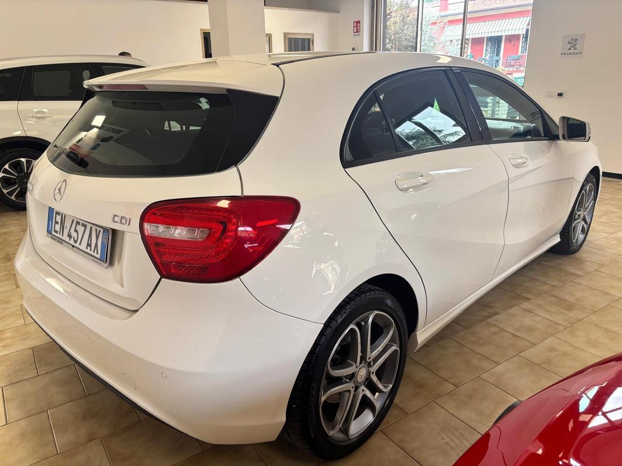 MERCEDES CLASSE A ANNO 2012 DS 1.5 ADATTA NEOPATENTATI KM 229 MILA