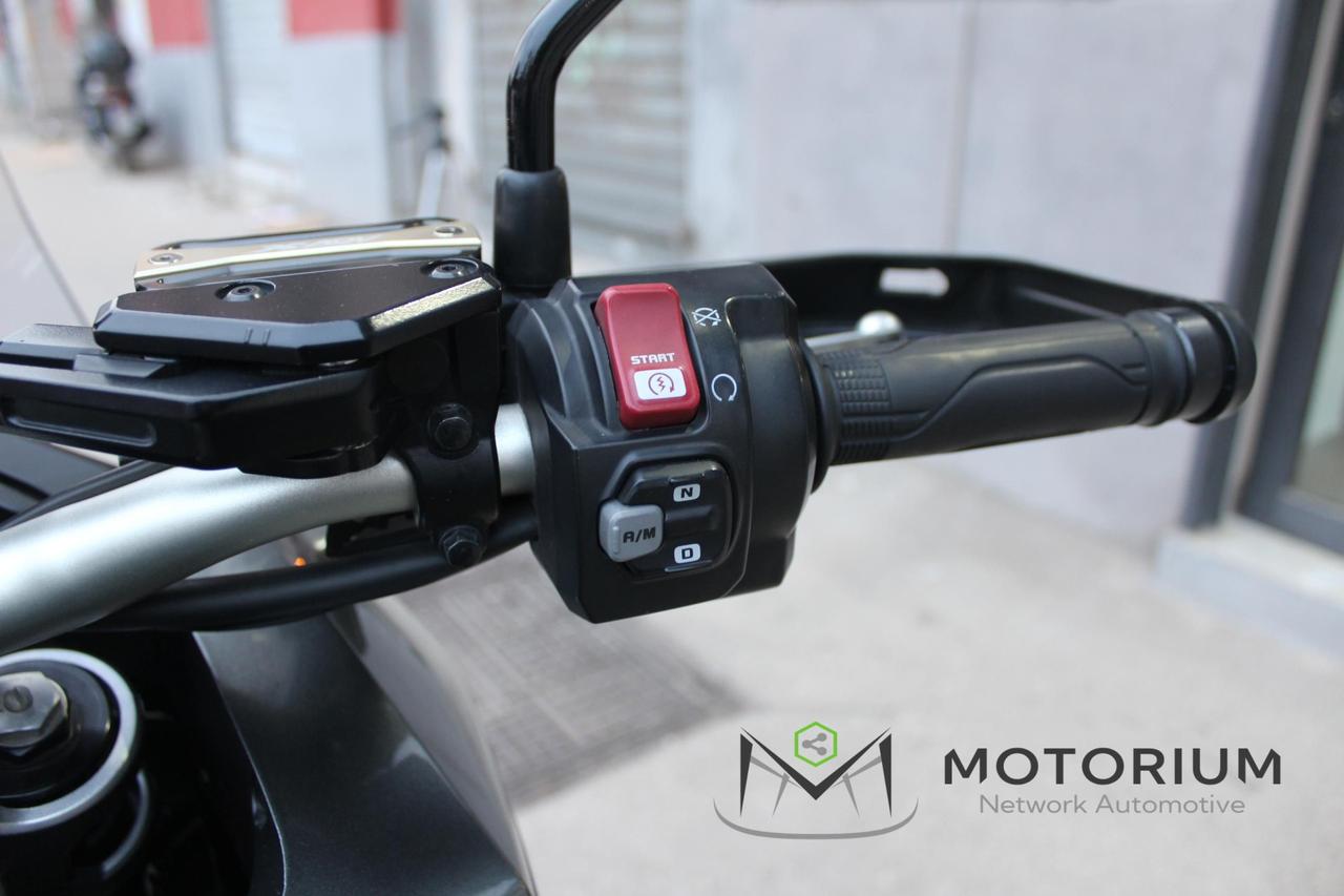 HONDA X-ADV 750 SPECIAL EDITION