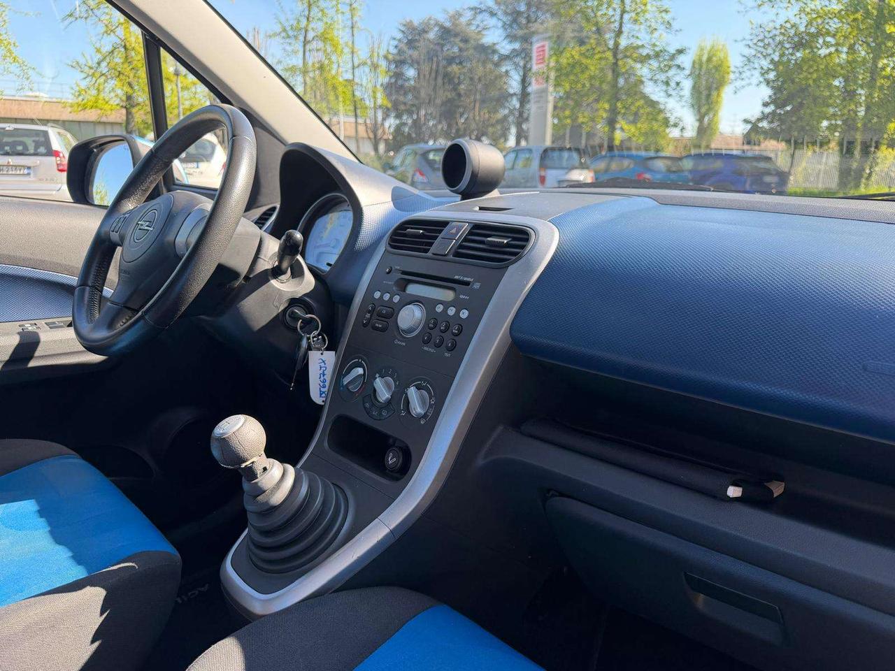 Opel Agila