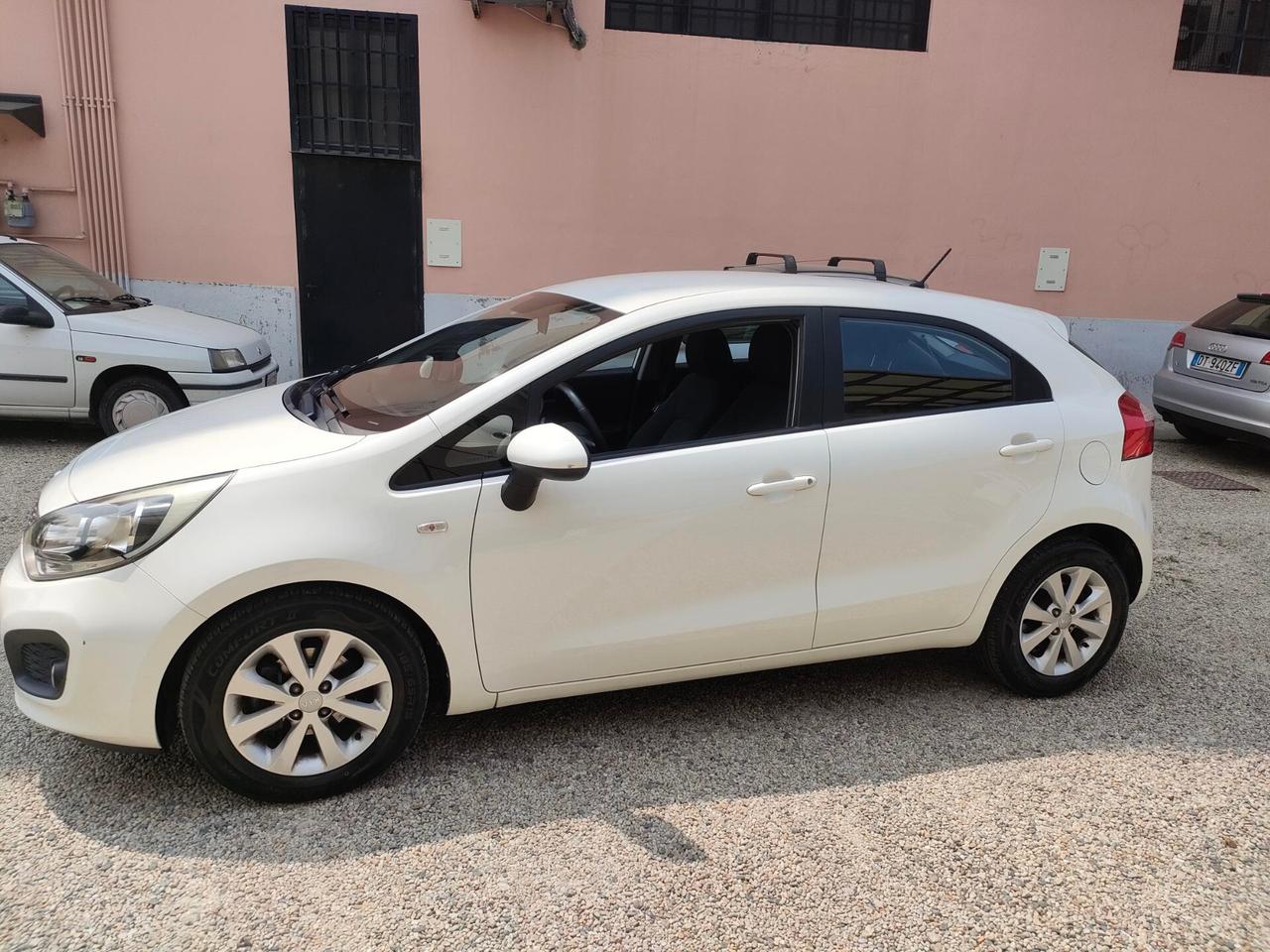 Kia Rio 1.2 CVVT 5p. Cool