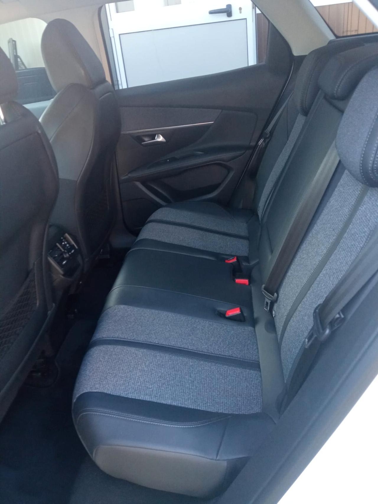 Peugeot 3008 PureTech Turbo 130 S&S Allure