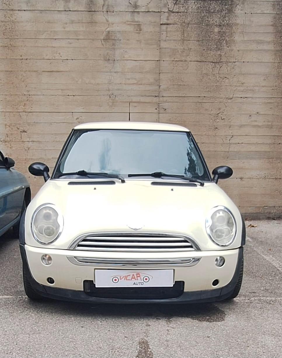 Mini Mini 1.4 tdi One D PER NEOPATENTATI