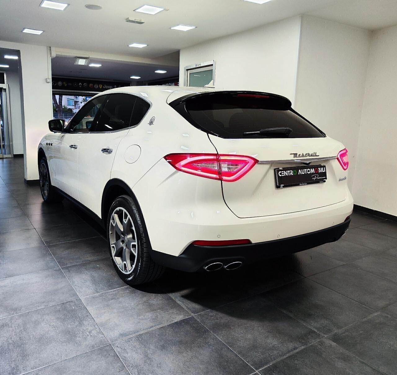 Maserati Levante V6 Diesel 275 CV AWD Gransport CERTIFICATA