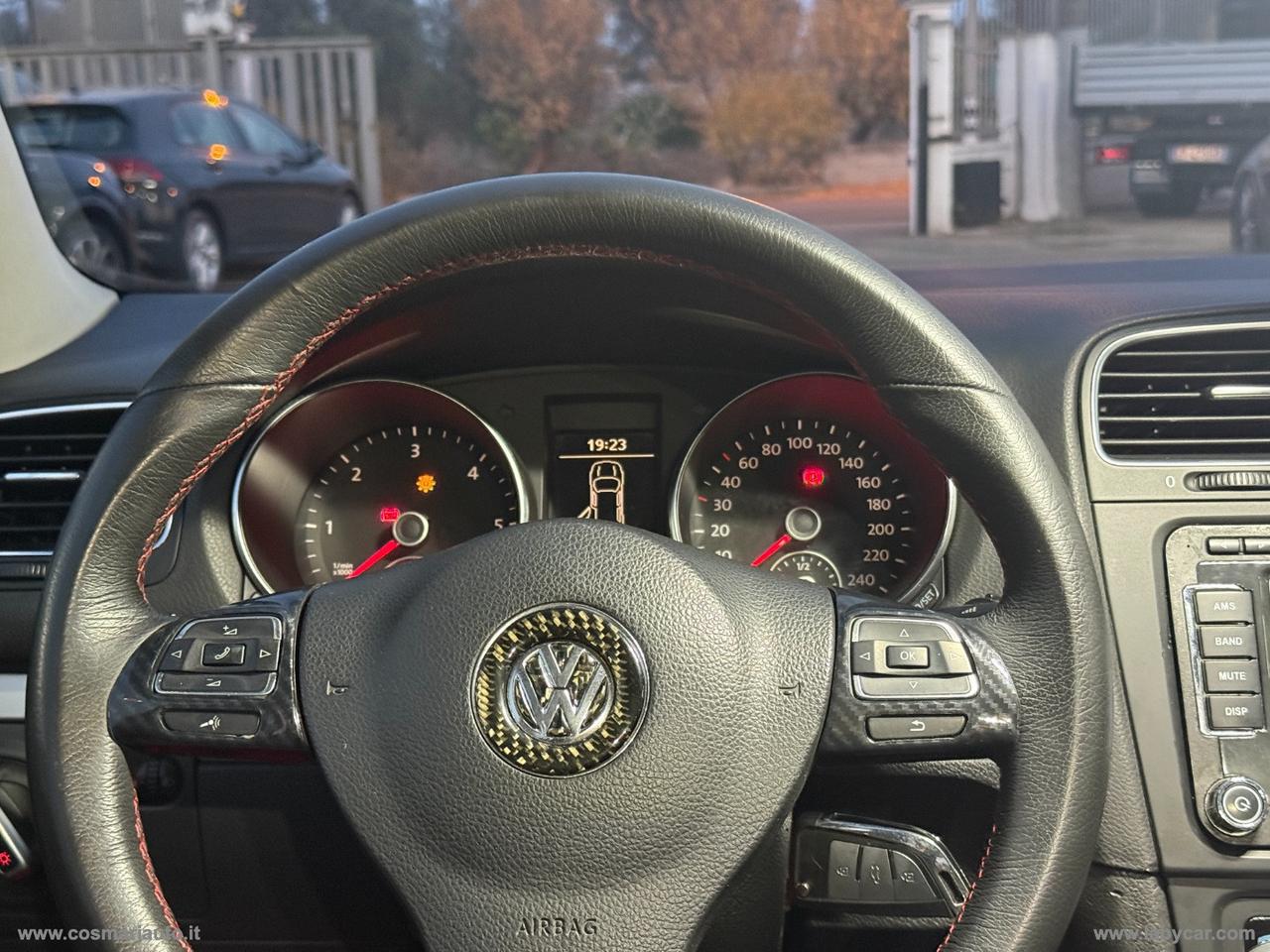 VOLKSWAGEN Golf 2.0 TDI 140 CV 5p. Highline