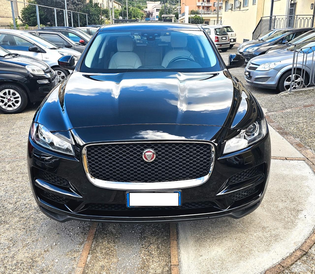 Jaguar F-Pace 2.0 D aut. Prestige FULL PERMUTE