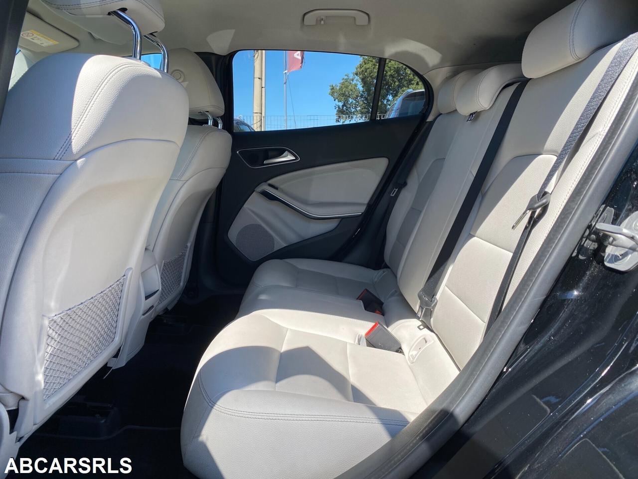 MERCEDES - Classe GLA - GLA 200 d Automatic 4Matic