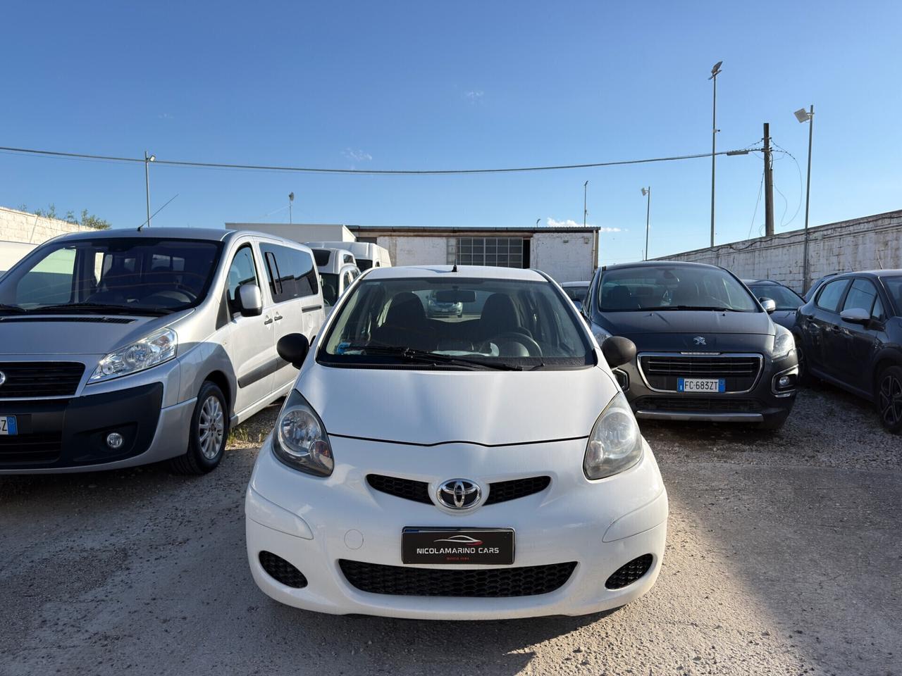 Toyota Aygo 1.0 5 porte Now Connect “NAVI”