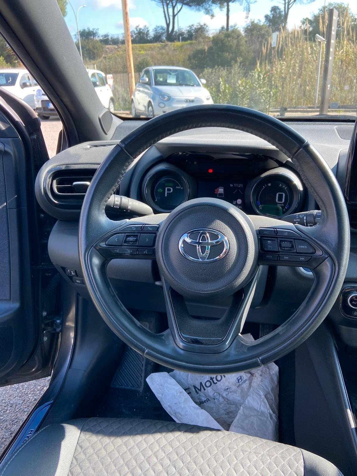 Toyota Yaris 1.5 Hybrid 5 porte Lounge