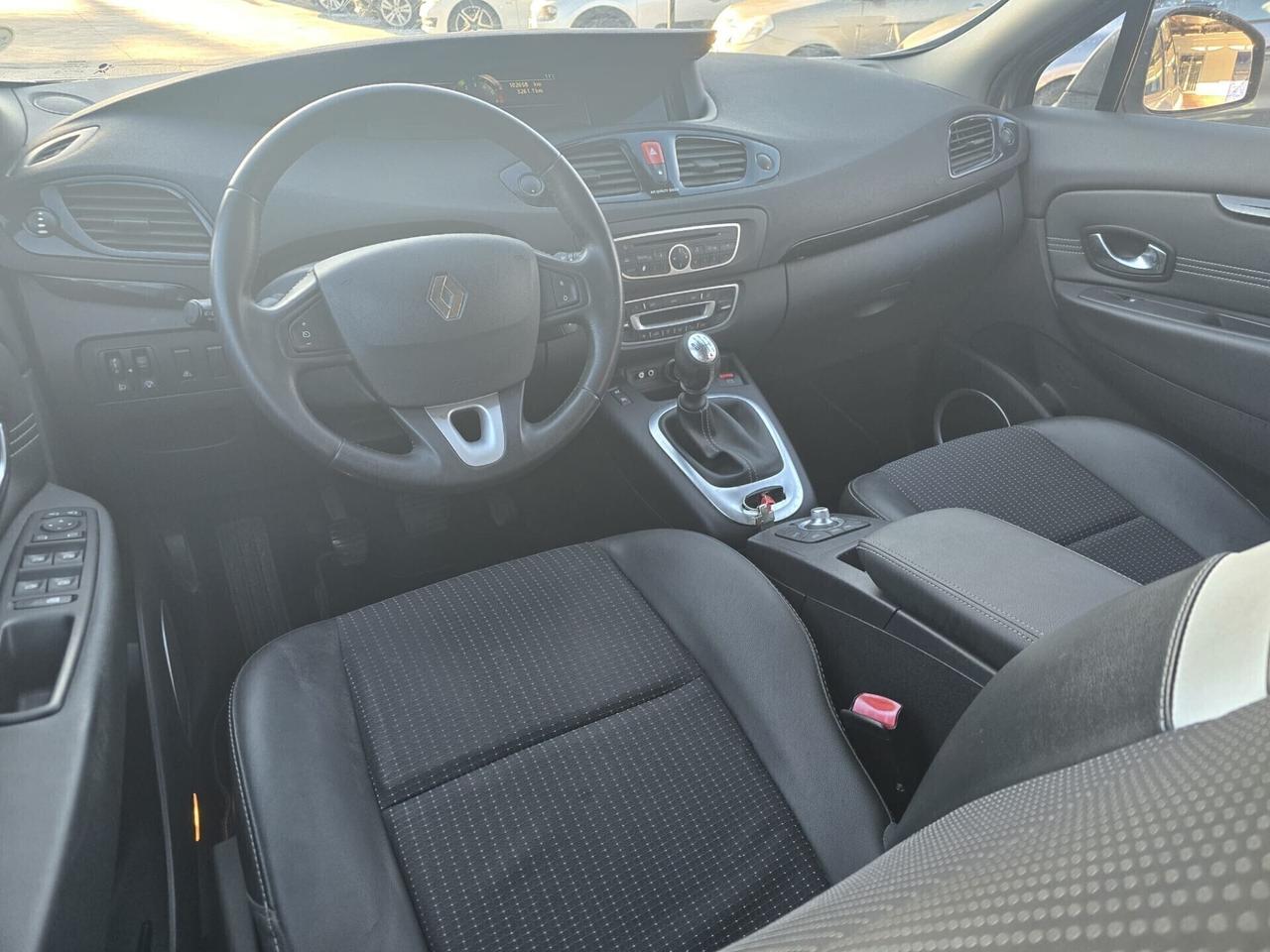 Renault Scenic Grand Scénic 1.5 dCi 110CV Dynamiqu