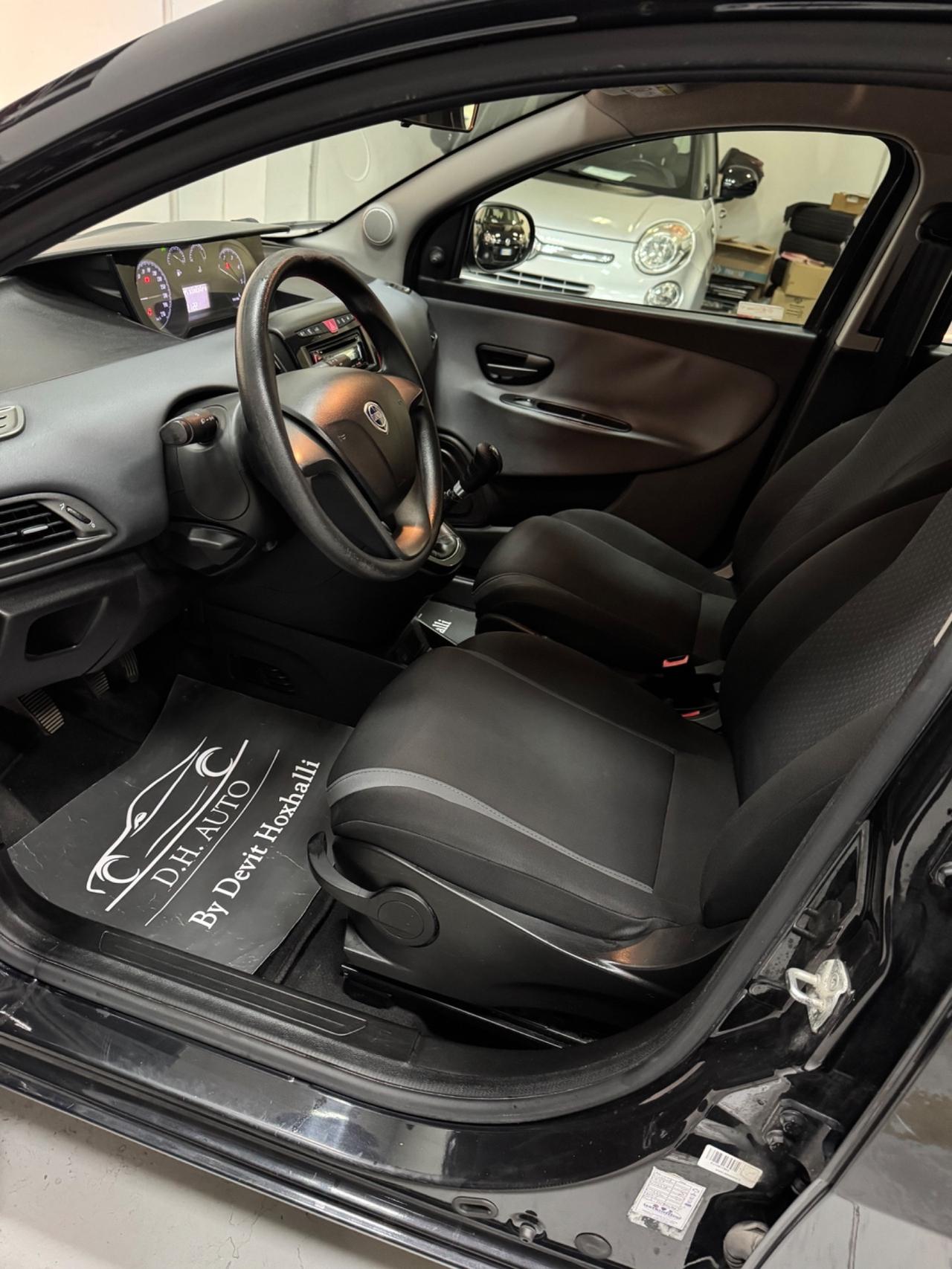 Lancia Ypsilon 1.3 MJT 16V 95 CV 5 porte S&S Platinum