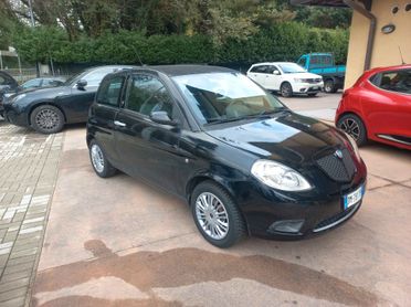 Lancia Ypsilon 1.2 Oro