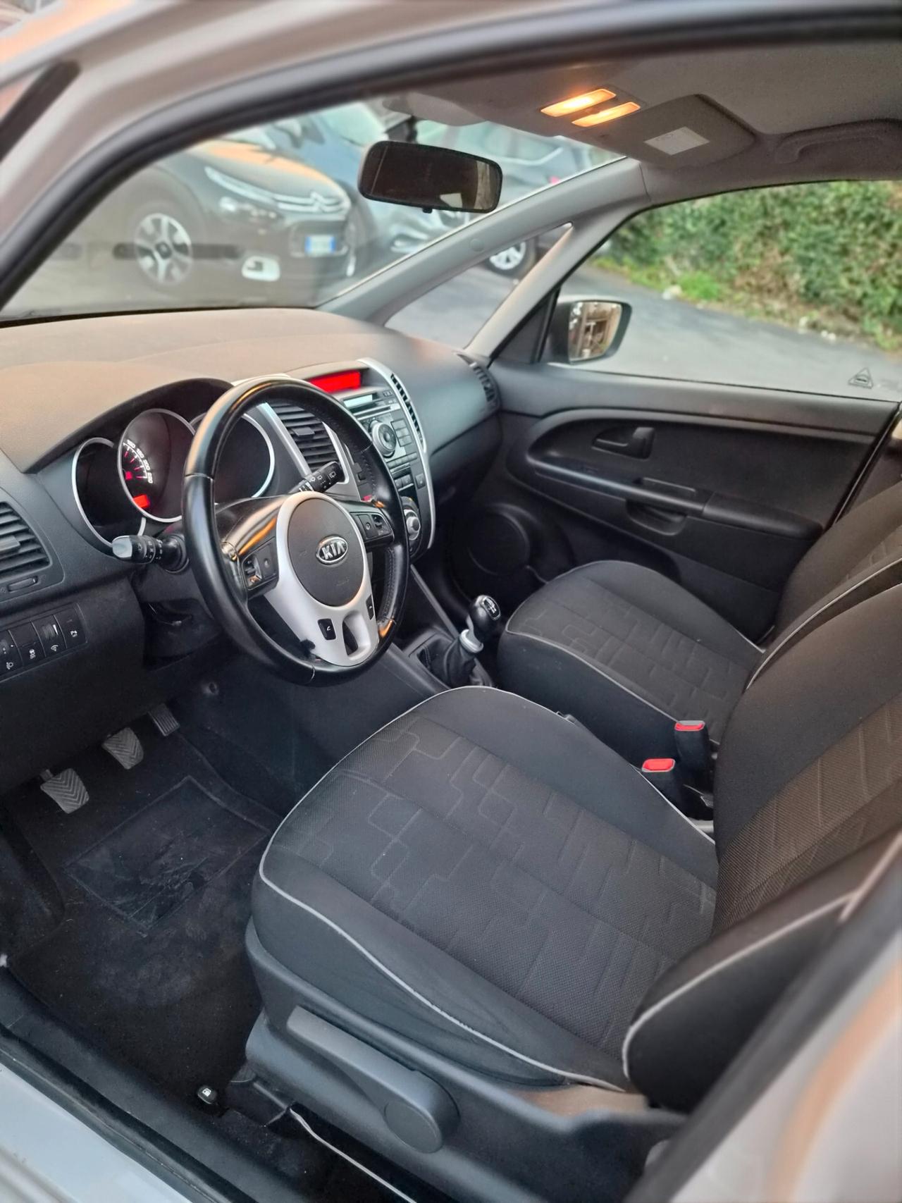 Kia Venga 1.4 CVVT Fullsky