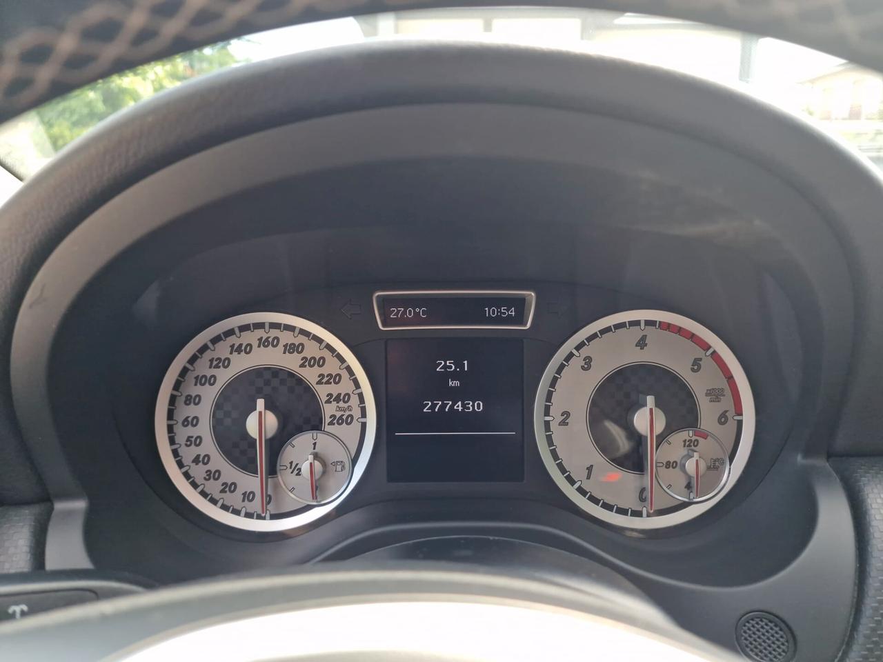 Mercedes-benz A 180 CDI BlueEFFICIENCY Premium