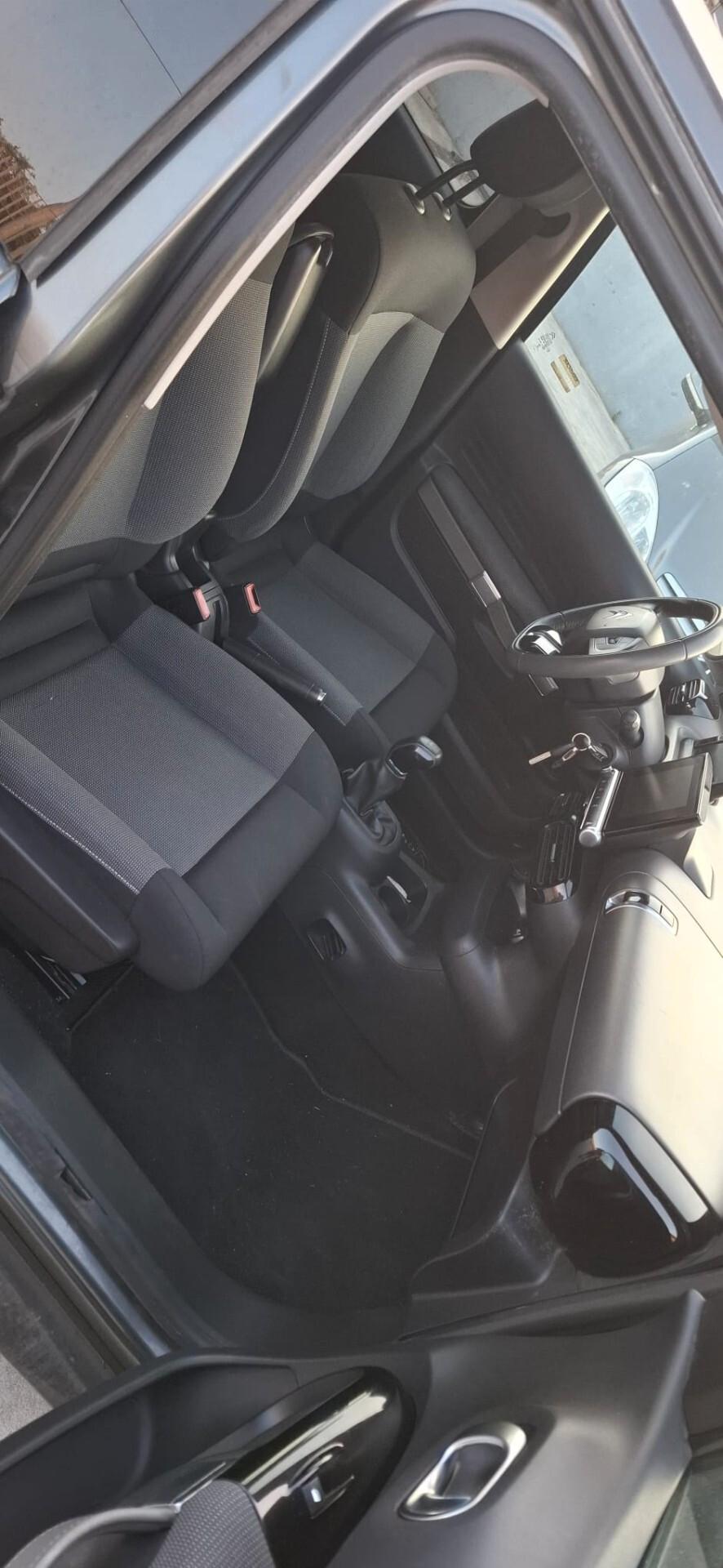1.2 benzina Citroen C4 Cactus PureTech 75 Live