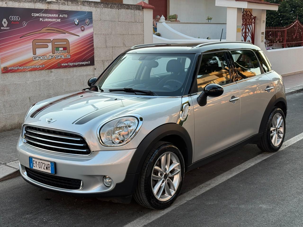 Mini Cooper D 1.6 Countryman *PACK LUCI - 2014