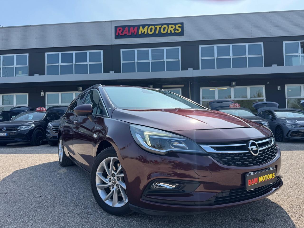 OpelAstra 1.6 CDTi 136CV S&S Sports Tourer Innovation Neopatentati