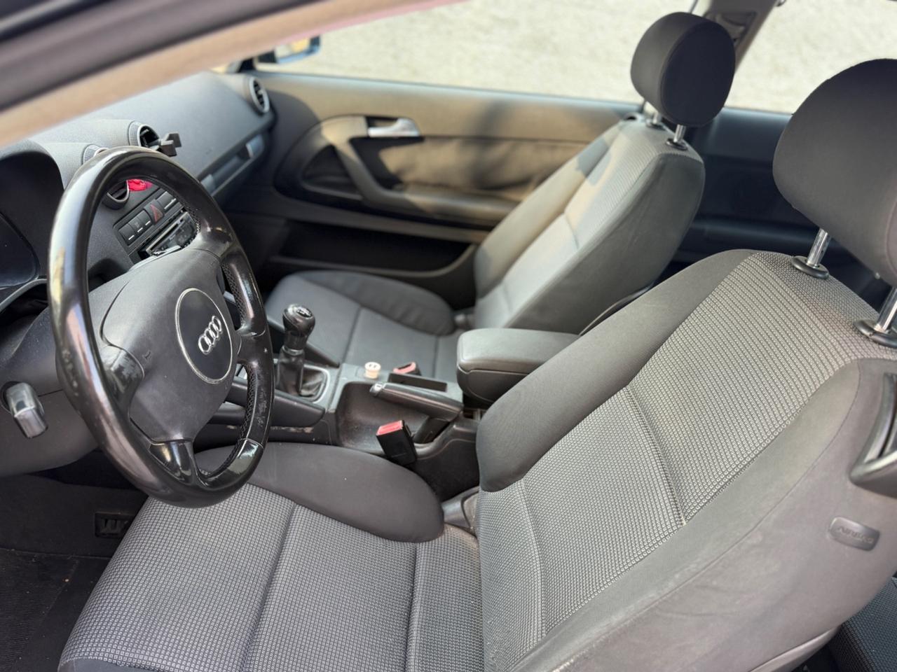 AUDI A3 SPORT-BACK 1.6 BENZINA EURO4 CLIMA FUNZIONATE
