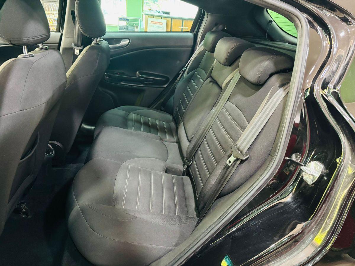 Alfa Romeo Giulietta 1.6 Jtdm-2 120cv Sport Facelift