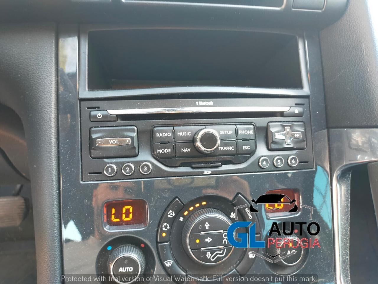 PEUGEOT 3008 1.6 HDI automatica con Grip Control Full opt
