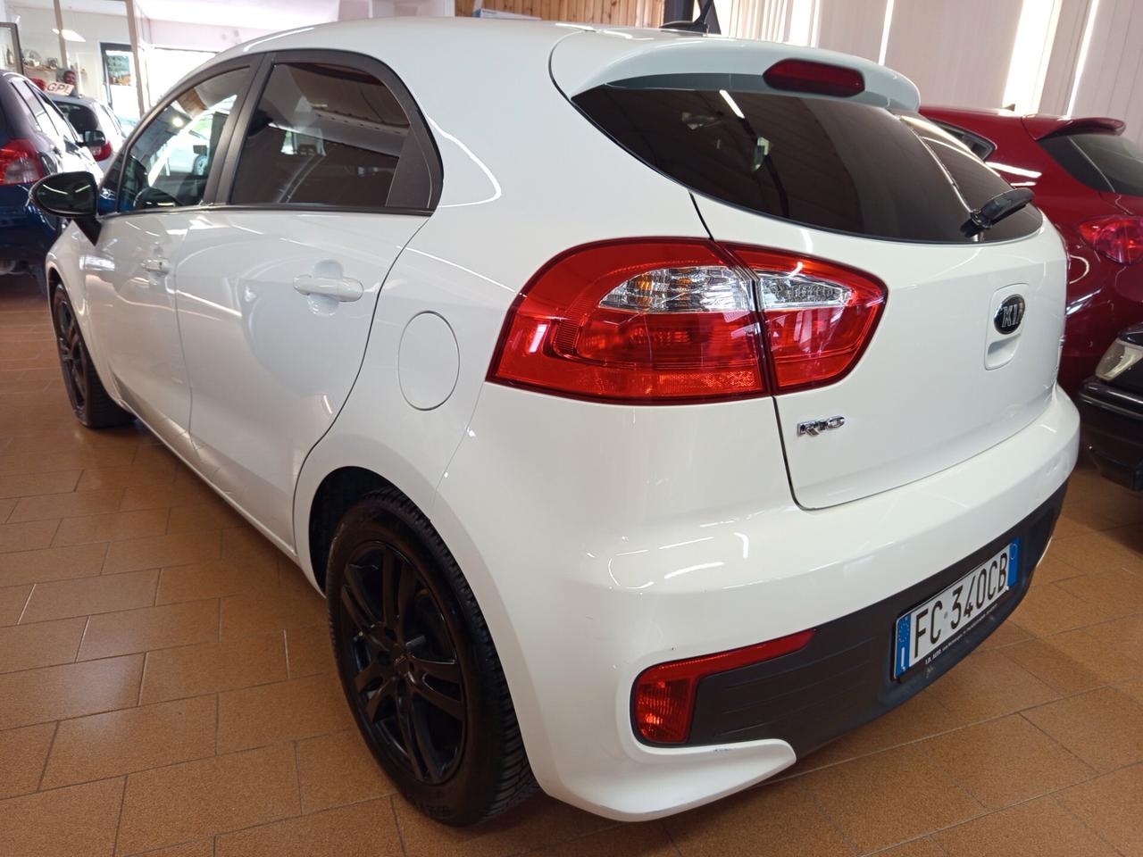 Kia Rio 1.1 CRDi 5p.S&S High Tech ok neopatentati