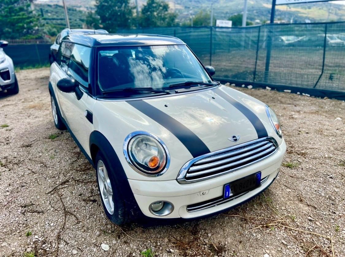 Mini Cooper Clubman 1.6 16V Chili