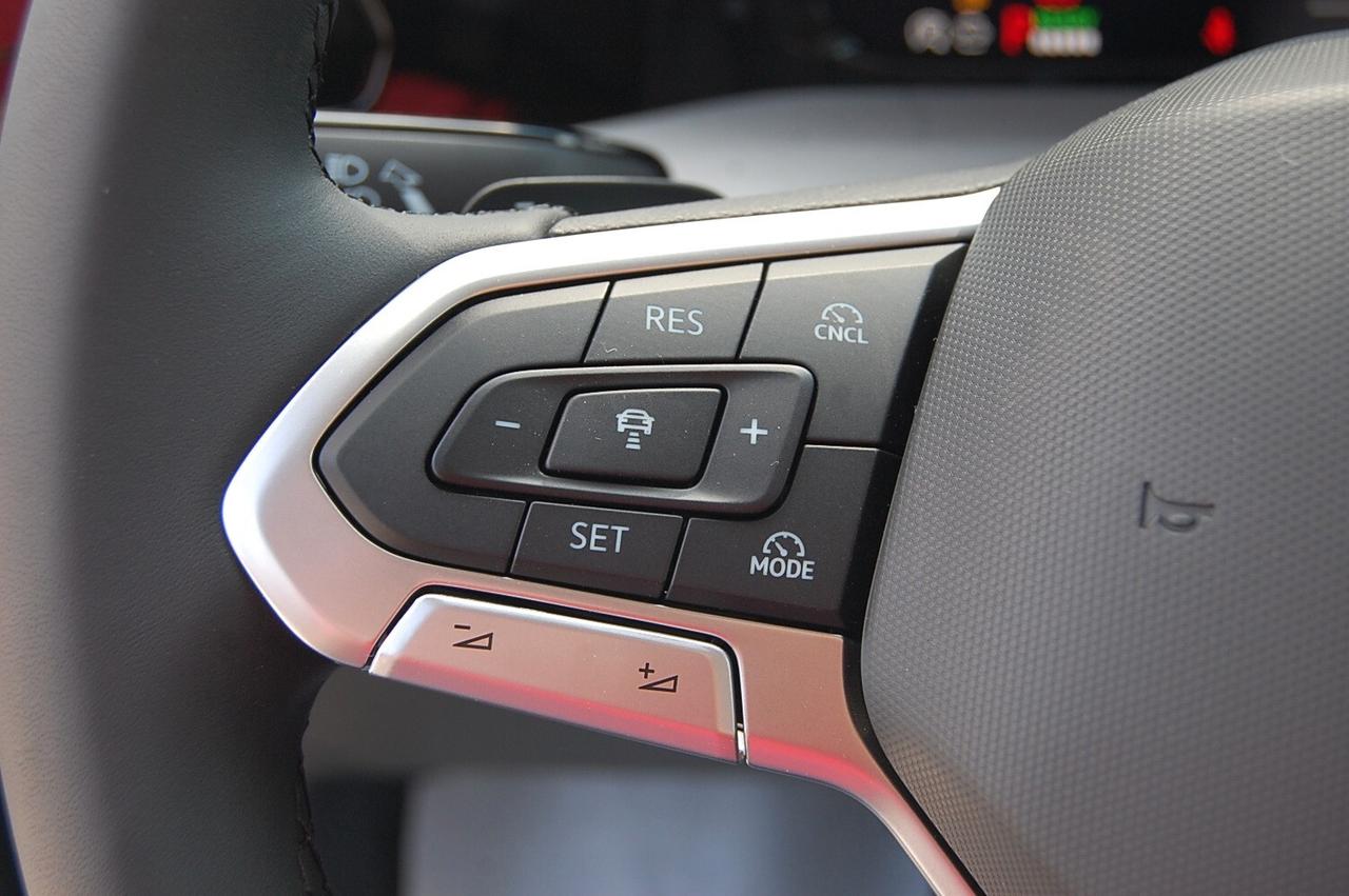Volkswagen Golf 1.5 TSI eHybrid DSG Edition Plus 204cv