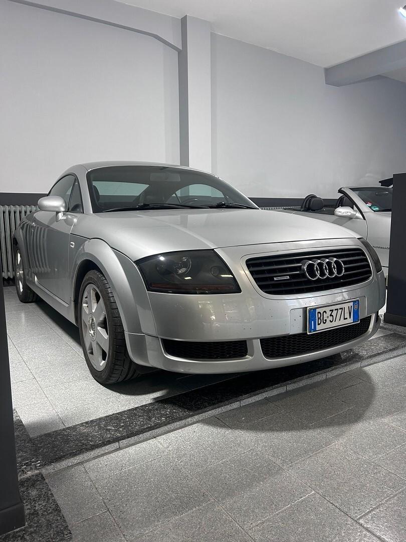 Audi TT quattro 180cv