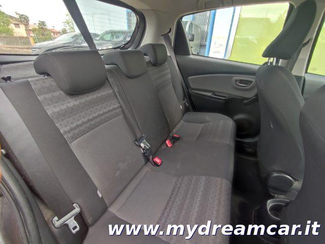TOYOTA Yaris 1.0 5 porte Active