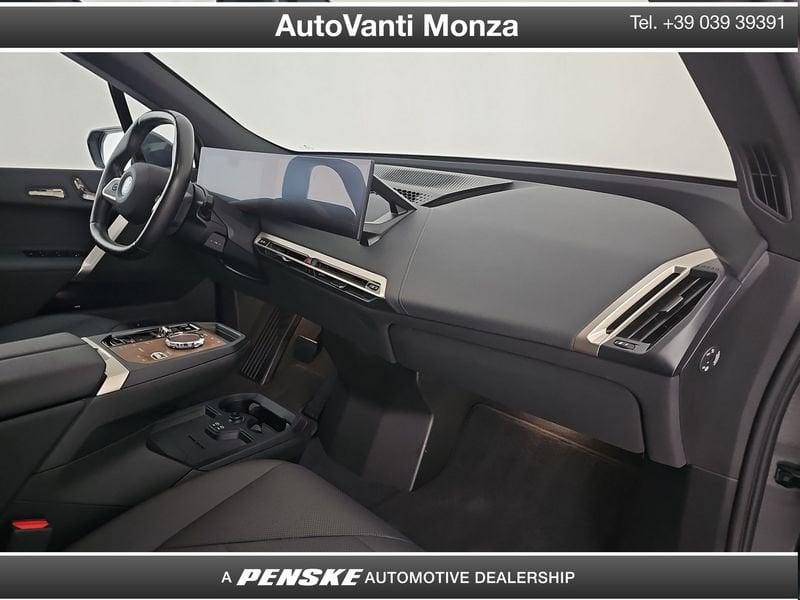 BMW iX iX xDrive40 Pacchetto Sportivo