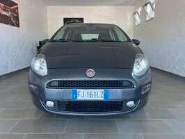 Fiat Punto 1.2 Lounge 2017 69Cv