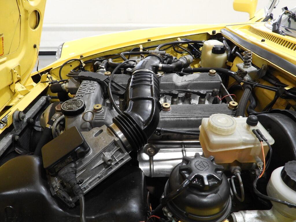 Alfa Romeo Spider 2.0