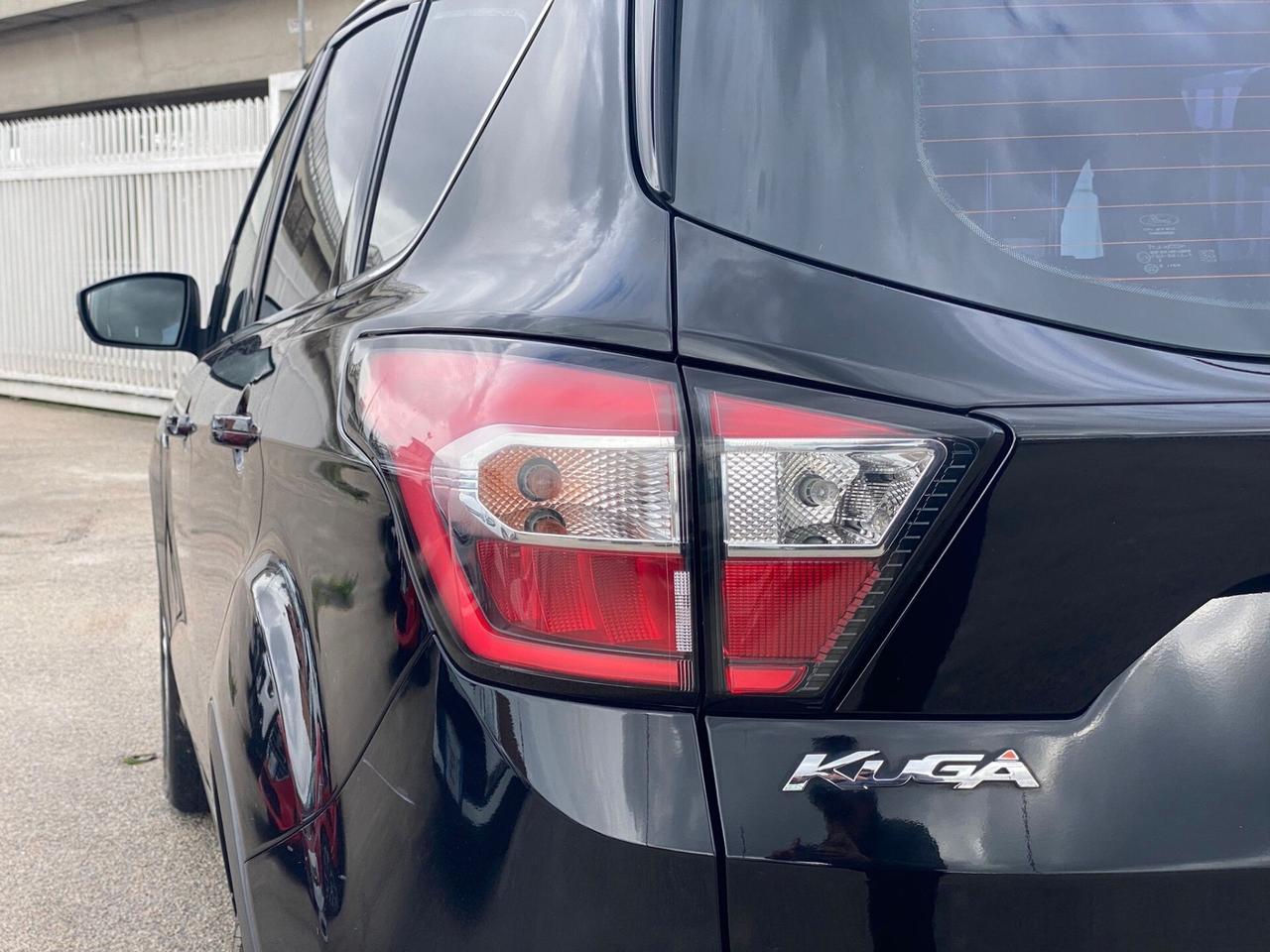 Ford Kuga 2018 1.5 TDCI 120 CV Titanium PERFETTA