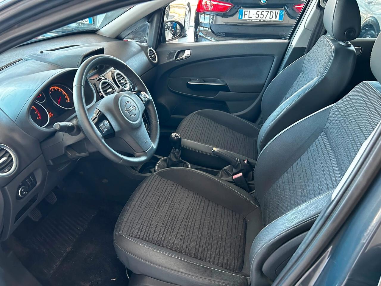 Opel Corsa 1.2 GPL X NEOPATENTATI 2015