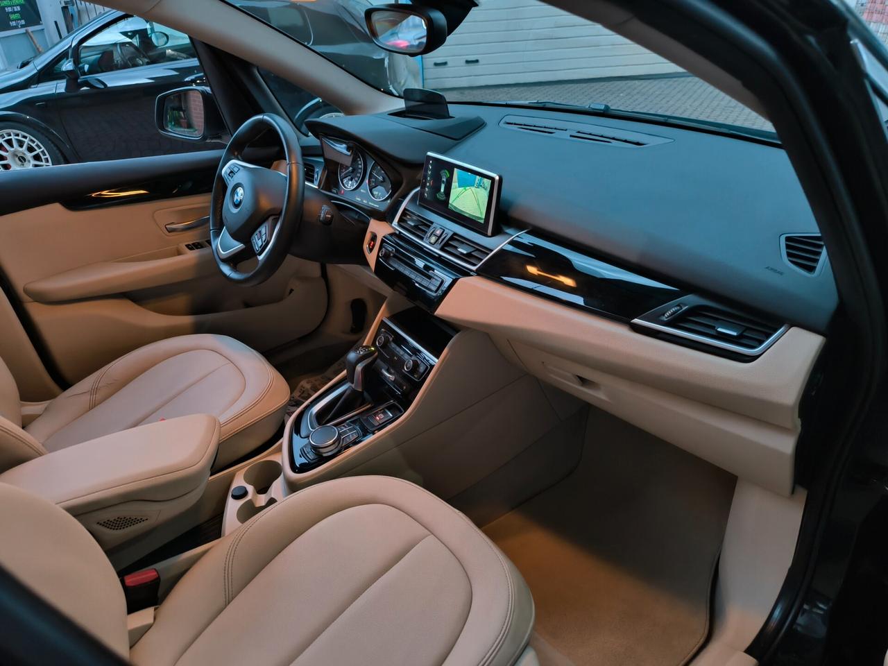 Bmw 2er Active Tourer 218i 135CV Luxury 2017 TETTO APRIBILE