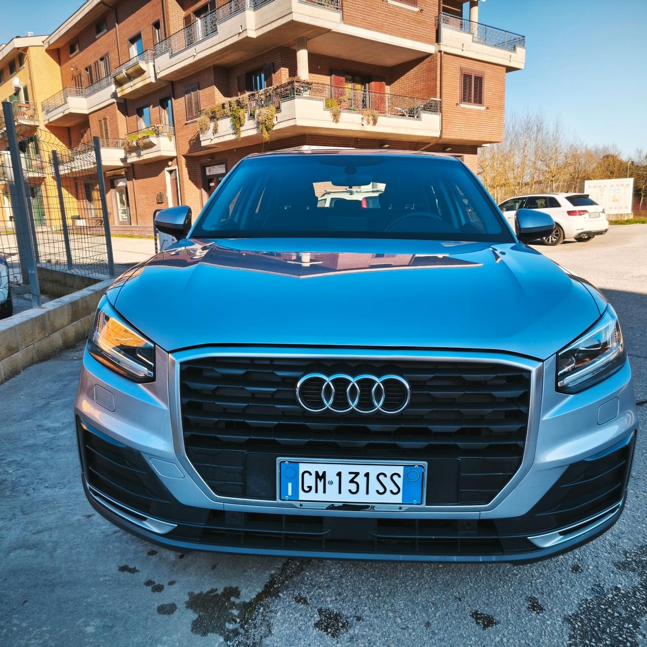 Audi Q2 30 TDI Business E6d