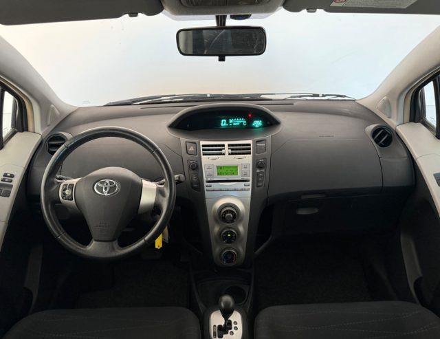 TOYOTA Yaris 1.3 5 porte M-MT SOL