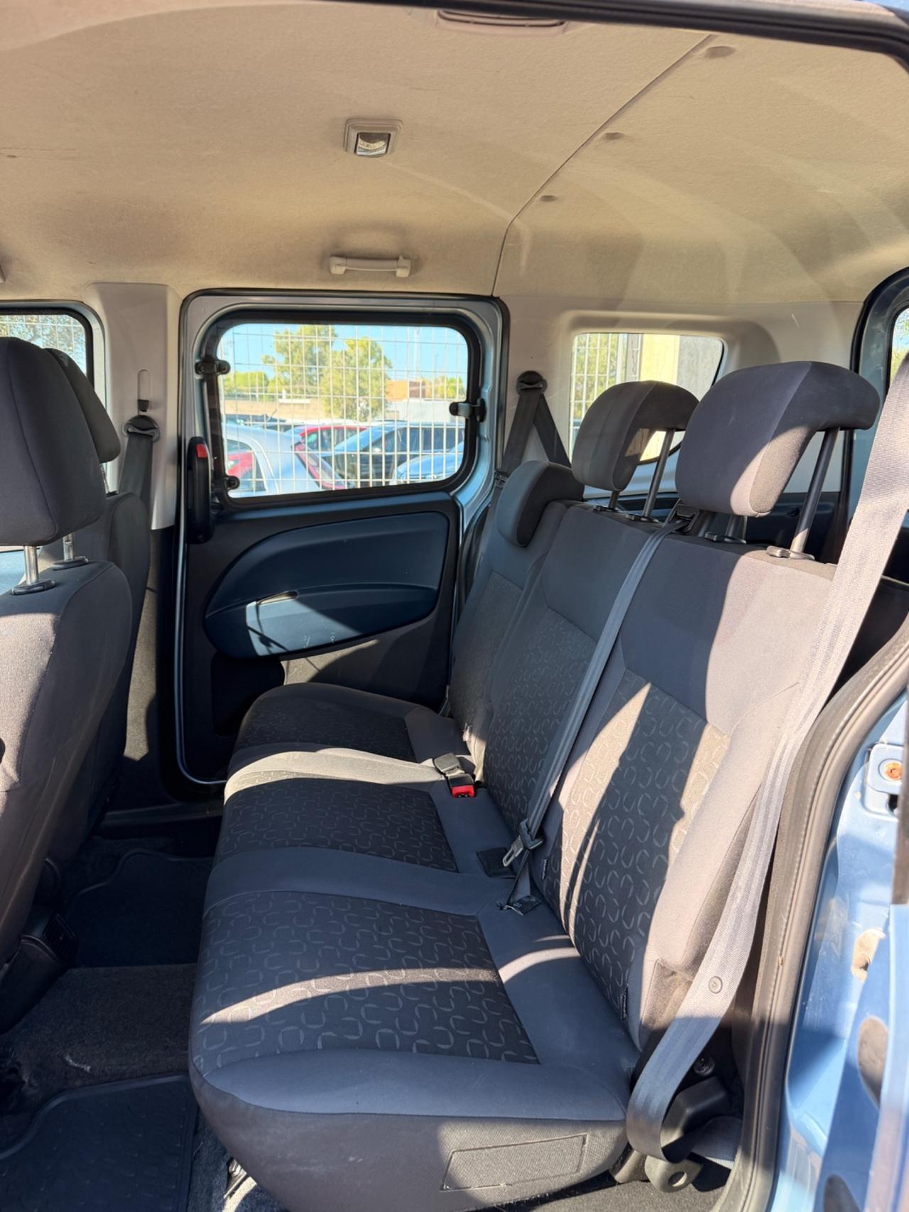Fiat Doblò 1.3 MJ 16V FAMILY-2011