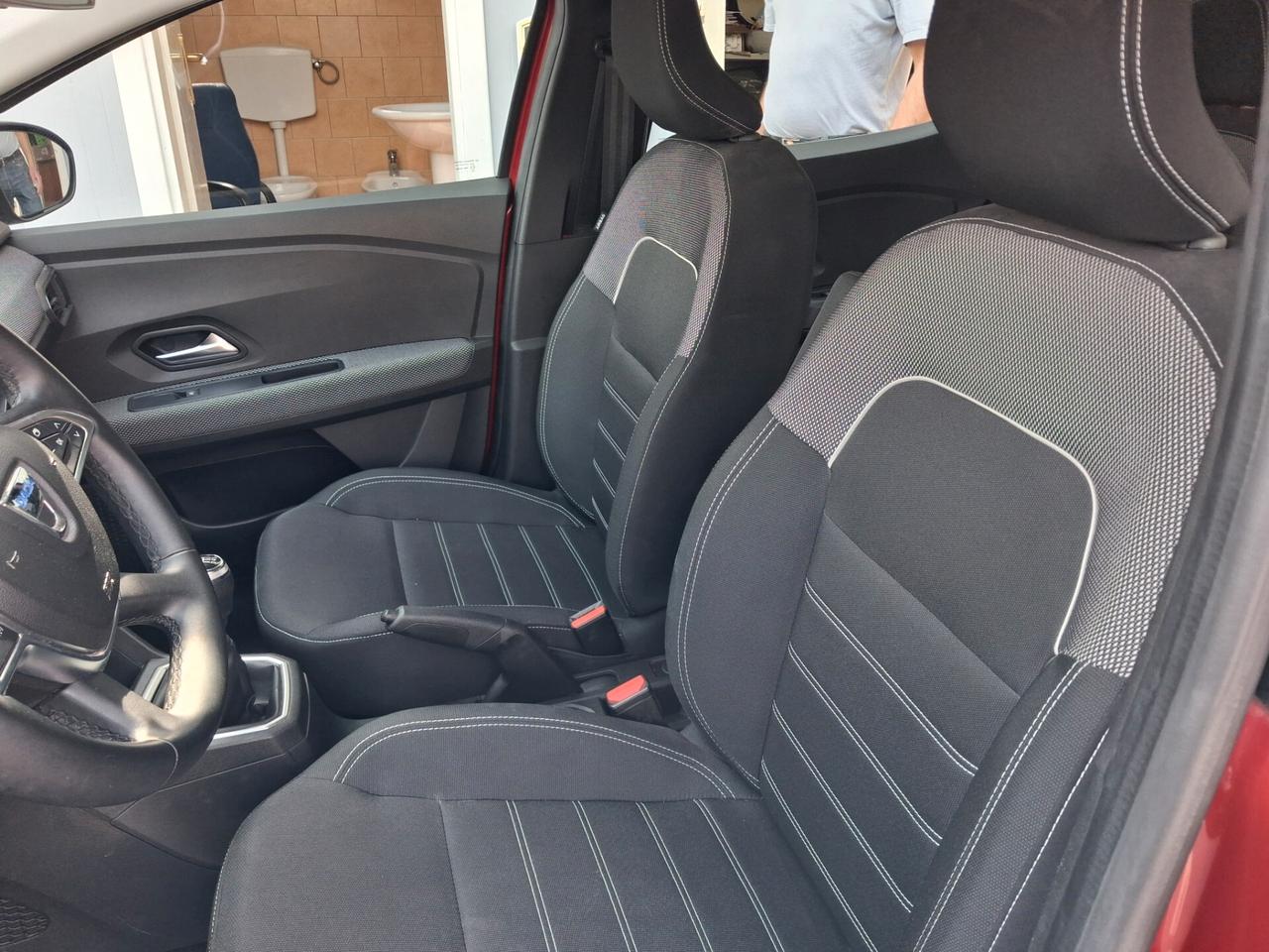 Dacia Sandero 1.0 TUBRBO 101 C.V. GPL CASA MADRE SOLI KM 26805. NAVIGATORE FARI FULL LED RETROCAMERA